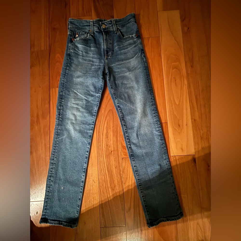 AG Adriano Goldschmied Dark Wash Slim Jeans  
Saige high rise straight size 26